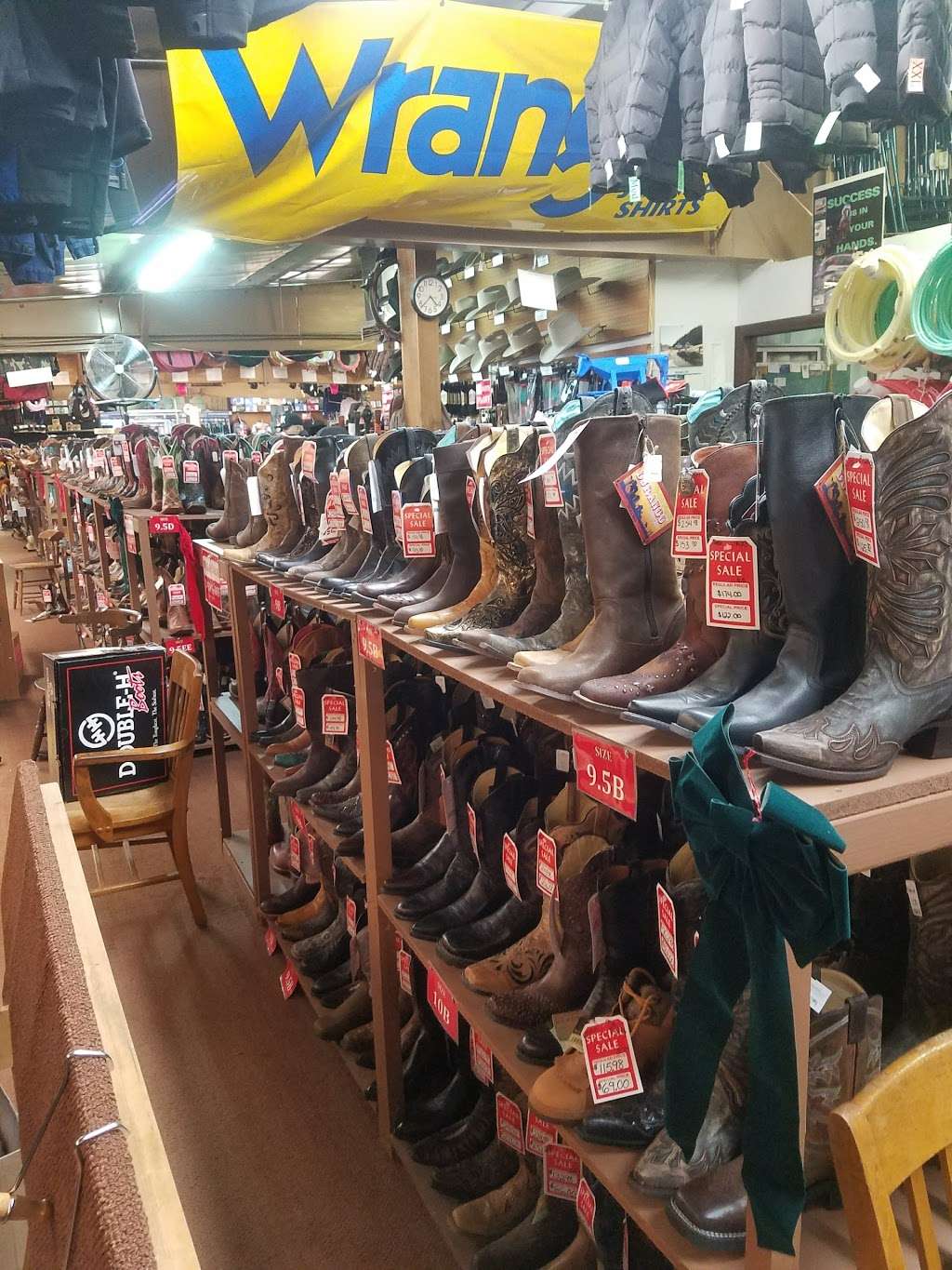 Corral Western Wear | 18885 E Colfax Ave, Aurora, CO 80011, USA | Phone: (303) 343-0318