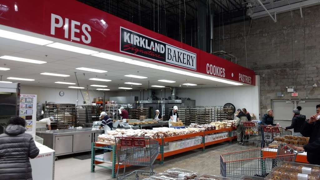 Costco Wholesale | 1375 N Meacham Rd, Schaumburg, IL 60173, USA | Phone: (847) 969-0790