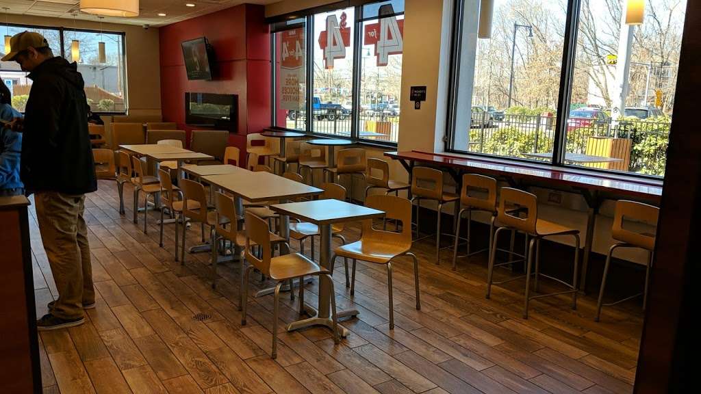 Wendys | 530 American Legion Hwy, Roslindale, MA 02131, USA | Phone: (617) 983-2983