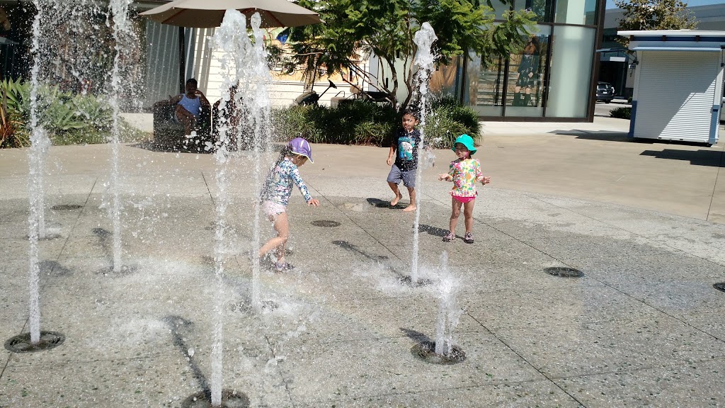 Pop Jet Fountain | Park View Ct, Oxnard, CA 93036, USA | Phone: (805) 988-7527