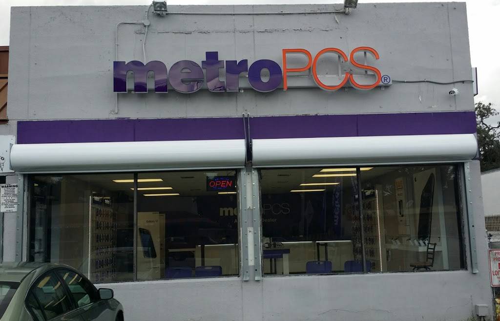 Metro by T-Mobile | 14720 NE 6th Ave, North Miami, FL 33161, USA | Phone: (305) 940-1434