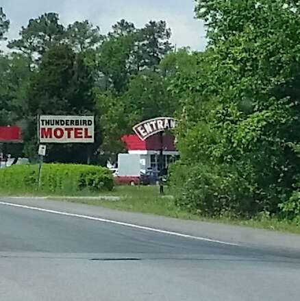 Thunderbird Motel | 11050 Crain Hwy, Newburg, MD 20664, USA | Phone: (301) 934-4614