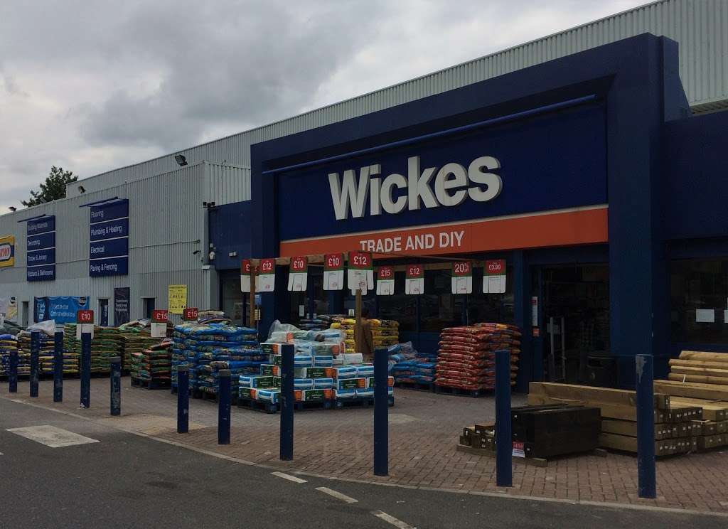 Wickes | 53 Plough Ln, London SW17 0BW, UK | Phone: 020 8947 9818