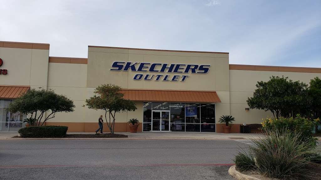 SKECHERS Retail | 5347 W Loop 1604 N #107, San Antonio, TX 78253, USA | Phone: (210) 688-9476