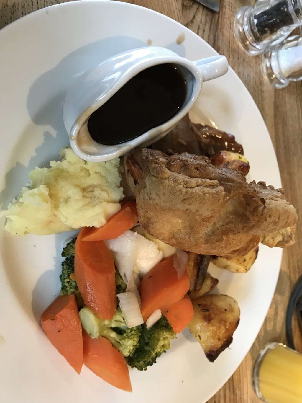 Cricketers Inn | 1 Stamford Green Rd, Epsom KT18 7SR, UK | Phone: 01372 729384