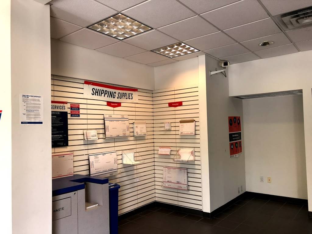 United States Postal Service | 6200 NW 7th St, Miami, FL 33126, USA | Phone: (800) 275-8777