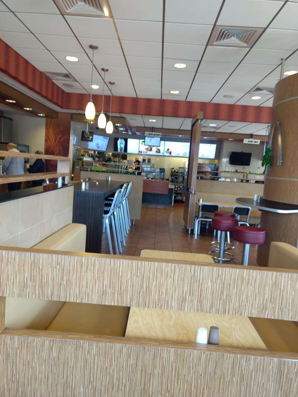 McDonalds | 9551 N McGee St, Kansas City, MO 64155, USA | Phone: (816) 436-2398