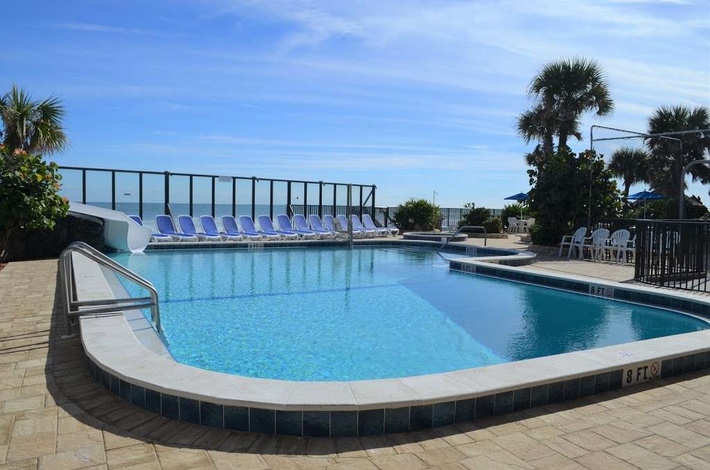 Sun Viking Lodge | 2411 S Atlantic Ave, Daytona Beach, FL 32118, USA | Phone: (386) 252-6252