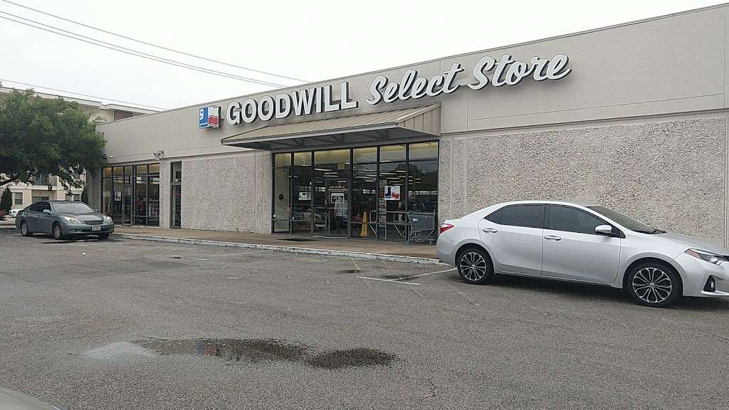 Goodwill Houston Select Stores | 2600 Fondren Rd, Houston, TX 77063, USA | Phone: (713) 784-2280