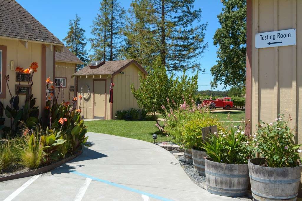 Hook & Ladder Vineyards & Winery | 2134 Olivet Rd, Santa Rosa, CA 95401, USA | Phone: (707) 526-2255