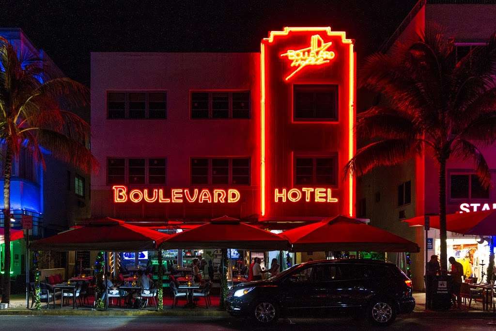 Boulevard | 740 Ocean Dr, Miami Beach, FL 33139, USA | Phone: (305) 532-0992