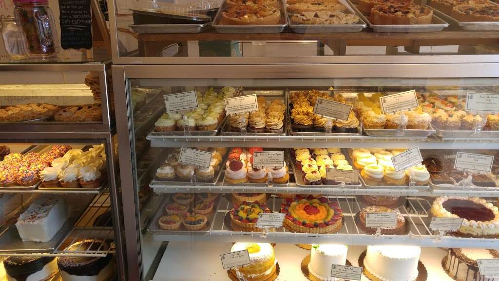 Bredenbecks Bakery & Ice Cream Parlor | 8126 Germantown Ave, Philadelphia, PA 19118, USA | Phone: (215) 247-7374