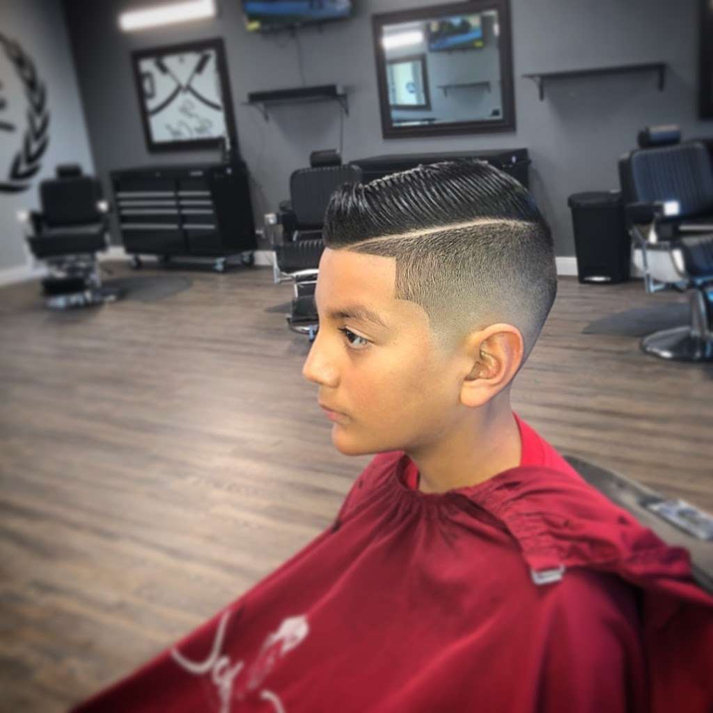 In The Cut Barbers | 32295 Mission Trail suite R-2, Lake Elsinore, CA 92530, USA | Phone: (951) 471-1855