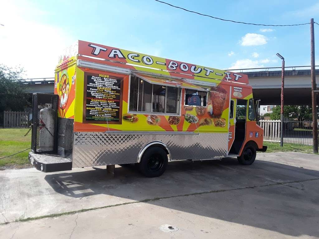 Taco-Bout-It Comfort Food | 8042 Martin Luther King Blvd, Houston, TX 77033, USA | Phone: (832) 801-7784