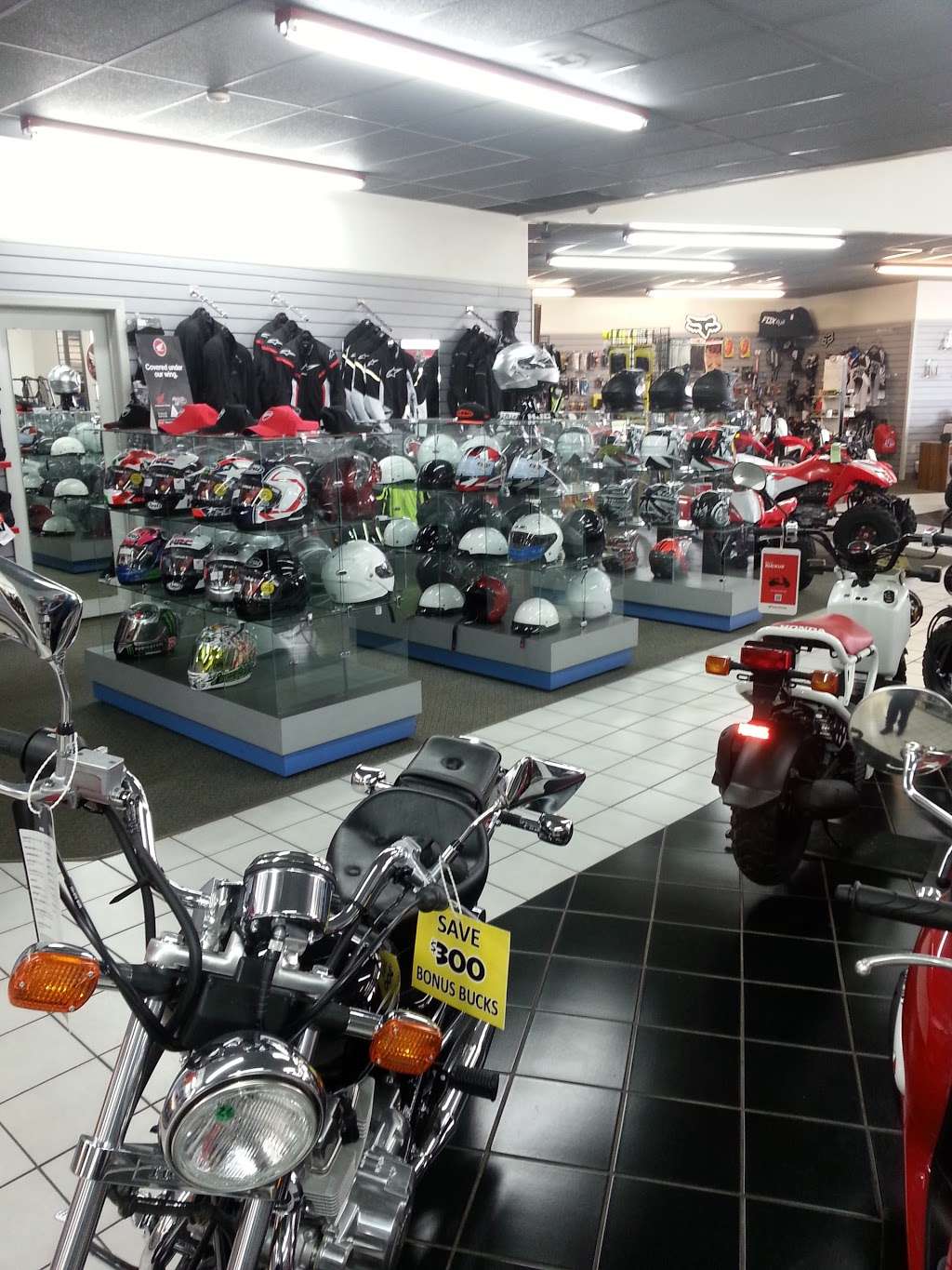 V1 Moto | 10102 I-45 North Freeway, Bob Lunsford Ducati Northwest Honda, Houston, TX 77037, USA | Phone: (281) 447-3476