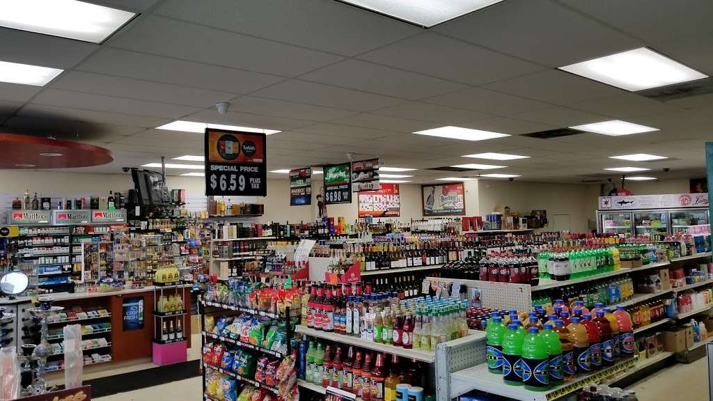 Lions Liquor | 1169 Bloomingdale Rd, Glendale Heights, IL 60139, USA | Phone: (630) 665-3041