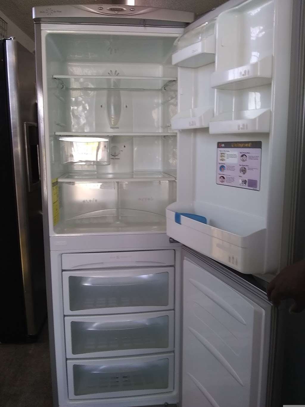 Inland Empire Refrigerators | 18018 E Foothill Blvd, Fontana, CA 92335, USA | Phone: (909) 695-7594