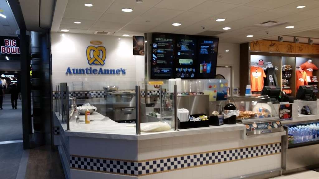 Auntie Annes | 8500 Peña Blvd, Denver, CO 80249, USA | Phone: (720) 325-2997