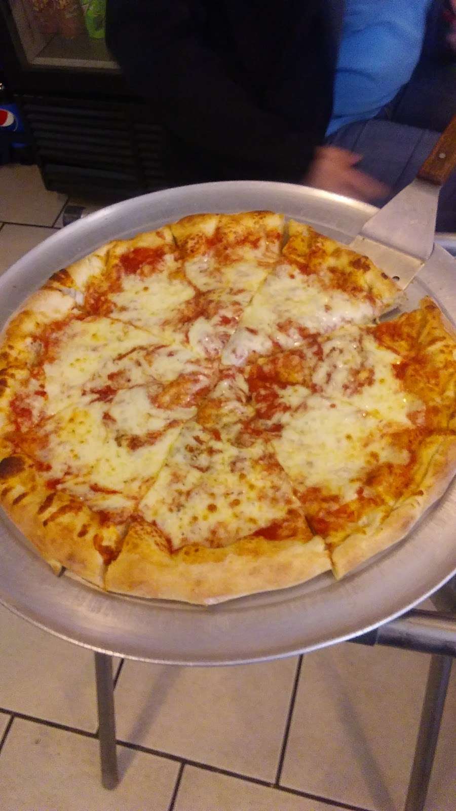 Giovannis Pizza And Gyro King | 200-210 Pennsylvania Ave, Matamoras, PA 18336, USA | Phone: (570) 491-5556