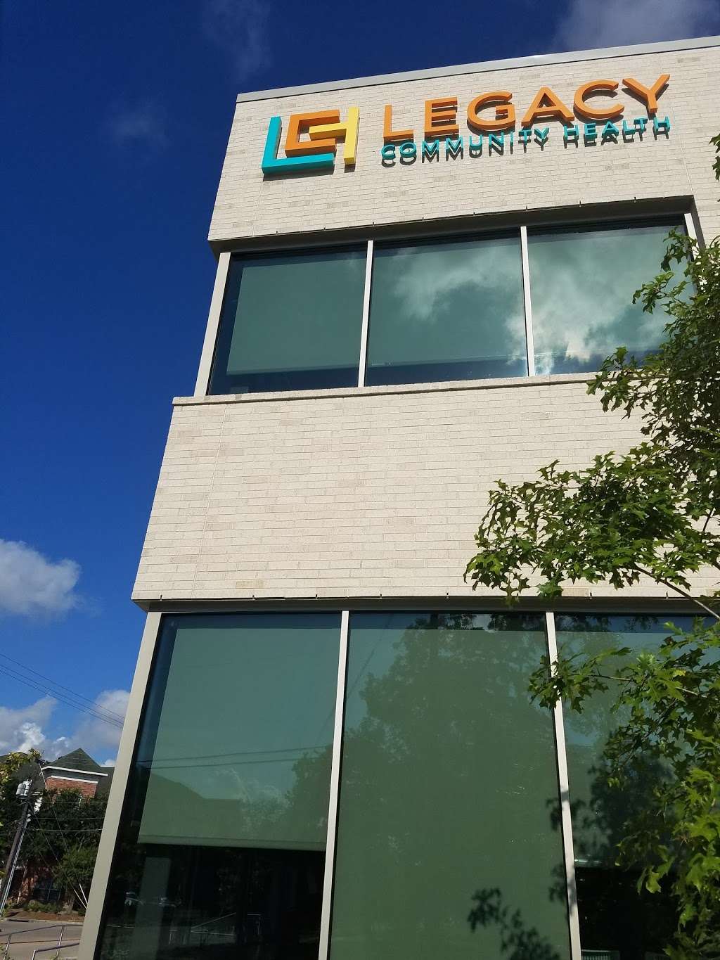 Legacy Community Health - Lyons Clinic | 3811 Lyons Ave, Houston, TX 77020, USA | Phone: (832) 548-5400