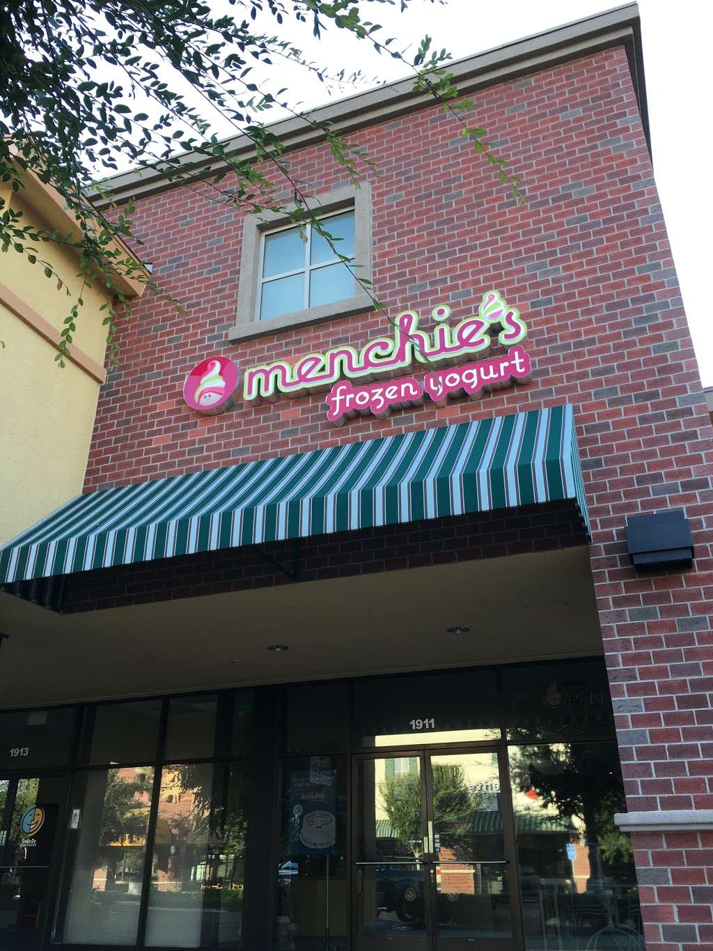 Menchies Frozen Yogurt | 1911 W Malvern Ave n5, Fullerton, CA 92835, USA | Phone: (657) 248-2420