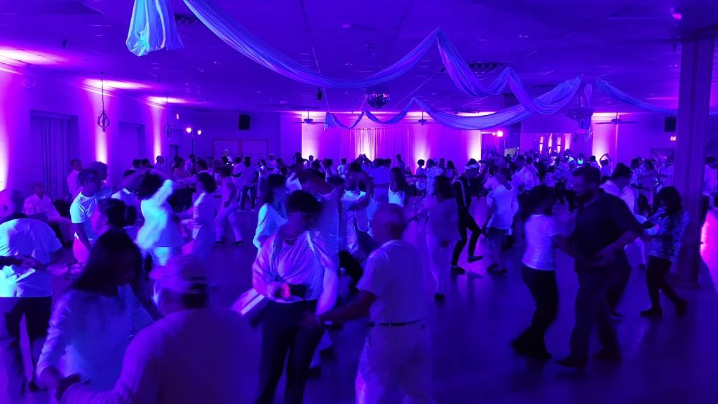 Hollywood Ballroom | 2126 Industrial Pkwy, Silver Spring, MD 20904, USA | Phone: (301) 326-1181