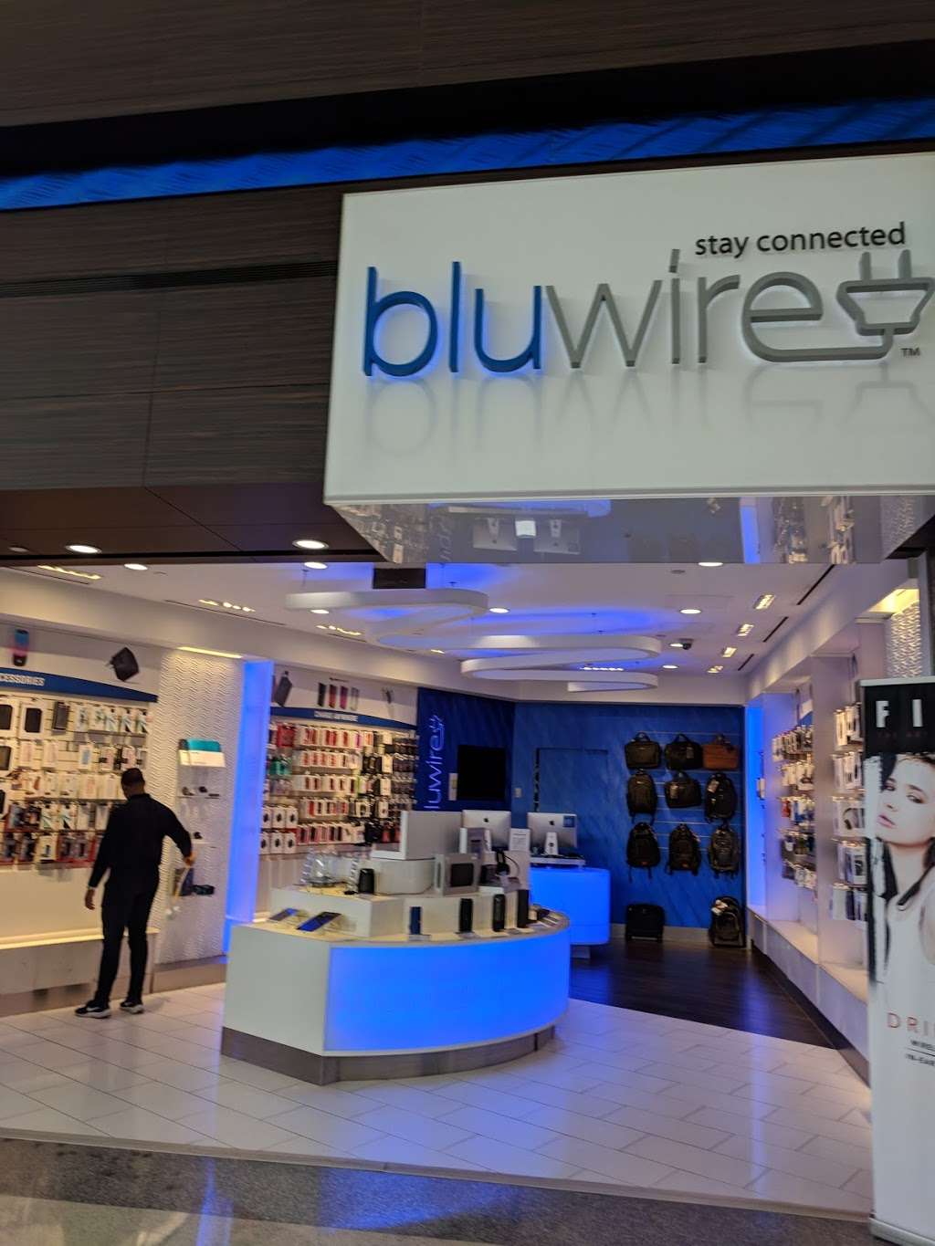 Bluwire | Newark, NJ 07114, USA