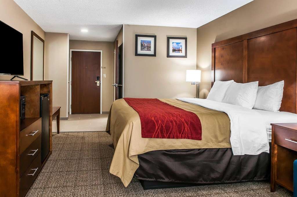 Comfort Inn Airport | 6107 Cambridge Way, Plainfield, IN 46168, USA | Phone: (317) 204-3768