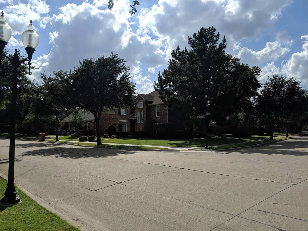 Hackberry Creek Country Club | 1901 W Royal Ln, Irving, TX 75063, USA | Phone: (972) 869-2631