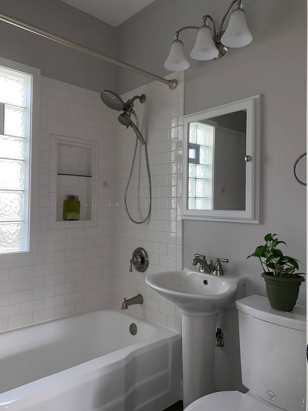 Top Notch Bathroom Remodeling LLC | 2766 21st St NW, New Brighton, MN 55112, USA | Phone: (651) 300-9224