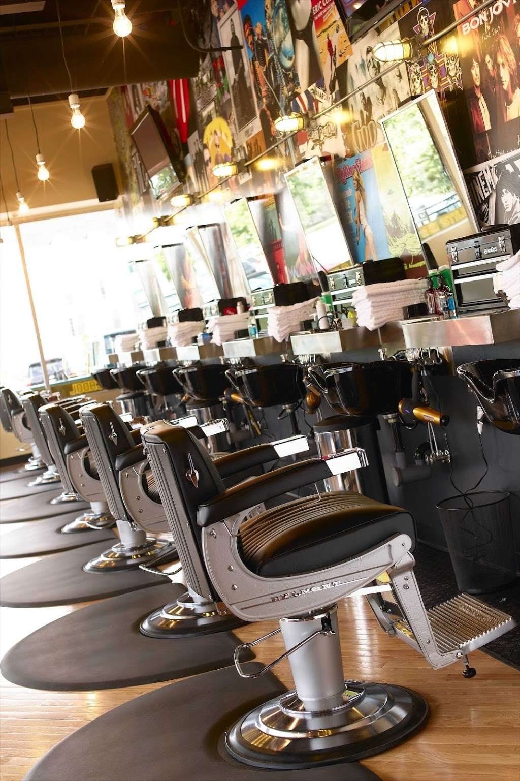 Floyds 99 Barbershop | 8677 S Quebec St C, Littleton, CO 80130, USA | Phone: (303) 568-9809