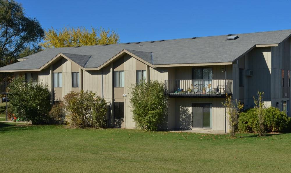 Parquelynn Village Apartments | 4703 Vista Park Ct, Nashotah, WI 53058, USA | Phone: (262) 361-3503