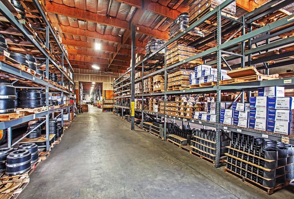 Betts Truck Parts & Service | 2867 S Maple Ave, Fresno, CA 93725, USA | Phone: (559) 498-8624