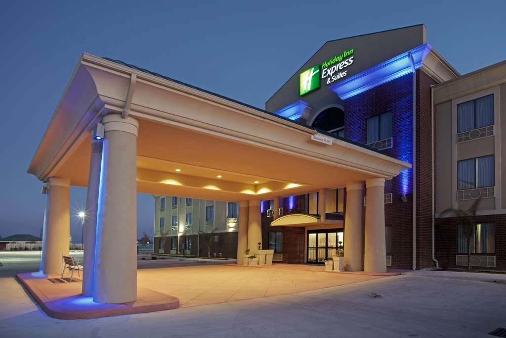 Holiday Inn Express & Suites Waller - Prairie View | 31380 Farm to Market 2920, Waller, TX 77484, USA | Phone: (936) 372-3700