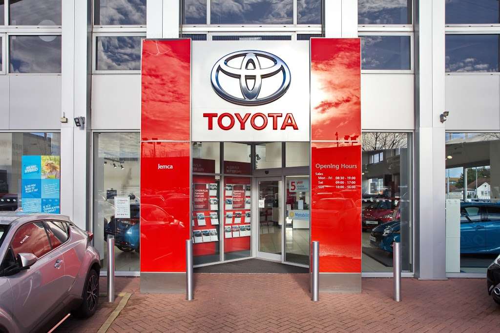 Jemca Toyota Croydon | 602 Purley Way, Croydon CR0 4RF, UK | Phone: 020 8649 5959