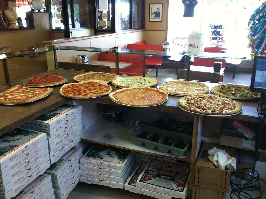 Penndel Pizza | 15 W Lincoln Hwy, Penndel, PA 19047, USA | Phone: (215) 757-2611