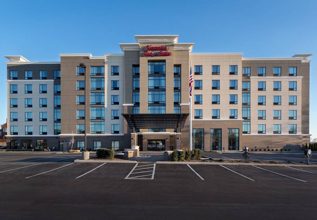 Hampton Inn & Suites Newport/Cincinnati | 275 Columbia St, Newport, KY 41071, USA | Phone: (859) 415-0678