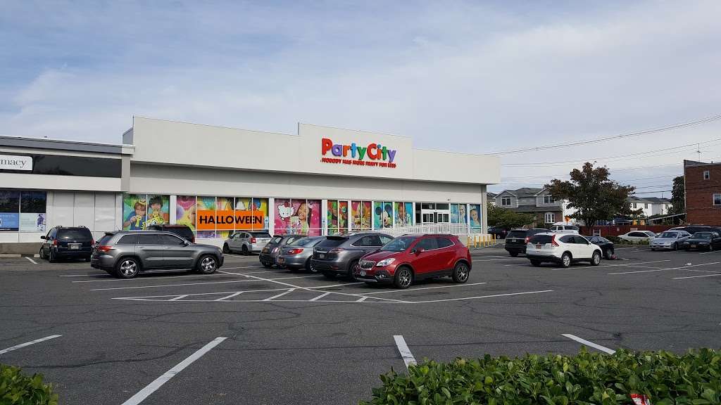 Party City | 2265 Ralph Ave, Brooklyn, NY 11234, USA | Phone: (718) 531-3538