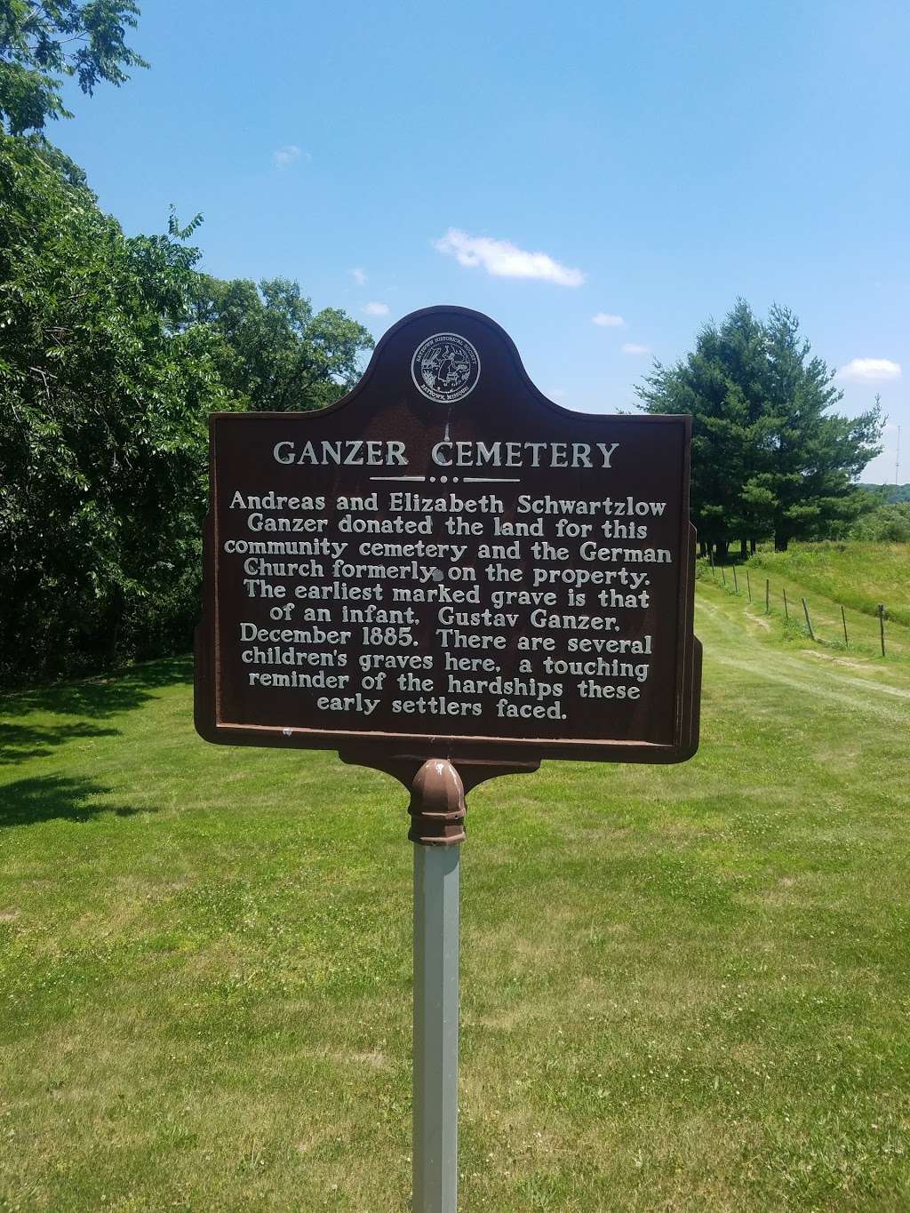 Ganzer Cemetery | 9901 View High Dr, Kansas City, MO 64134, USA