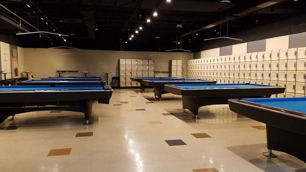 Stardust Bowl | 37 E Lorraine Ave, Addison, IL 60101, USA | Phone: (630) 833-1040