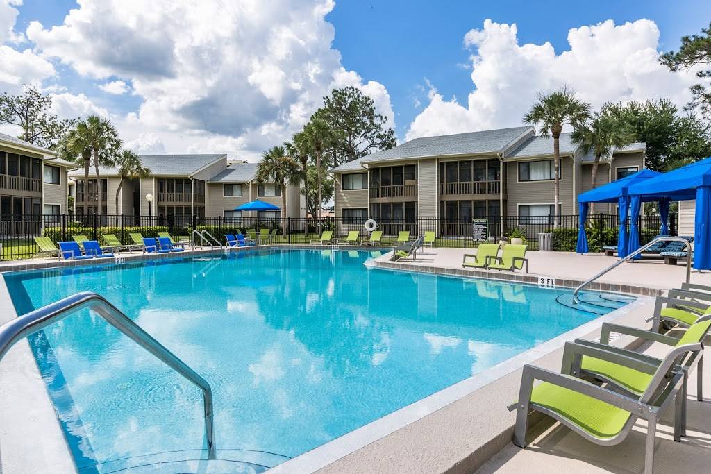 Enclave at Lake Ellenor | 2100 W Oak Ridge Rd, Orlando, FL 32809, USA | Phone: (407) 378-6600