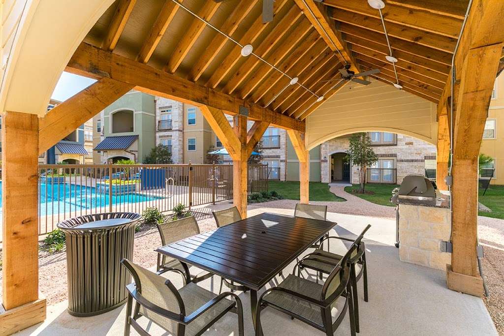 The Loop Apartments | 3400 N Loop 336 W, Conroe, TX 77304, USA | Phone: (936) 703-5311