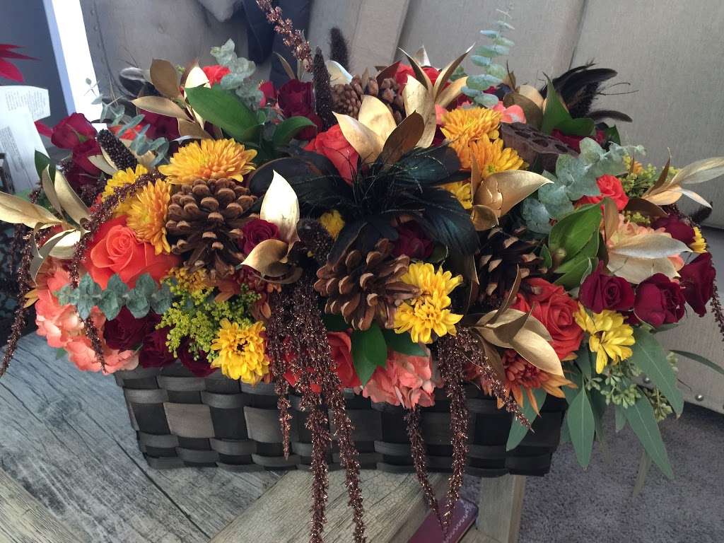 Rosemantico Flowers | 13535 Telegraph Rd, Whittier, CA 90605, USA | Phone: (562) 944-5814