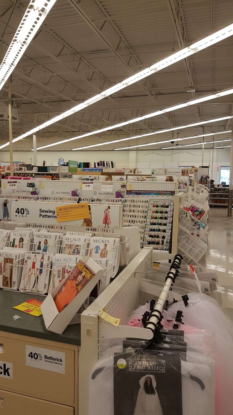 JOANN Fabrics and Crafts | 16800 W Bluemound Rd, Brookfield, WI 53005, USA | Phone: (262) 786-6430