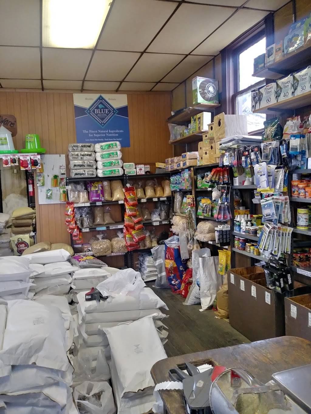 Lake Shore Feed & Seed | 5116 Clark Ave, Cleveland, OH 44102, USA | Phone: (216) 961-5729