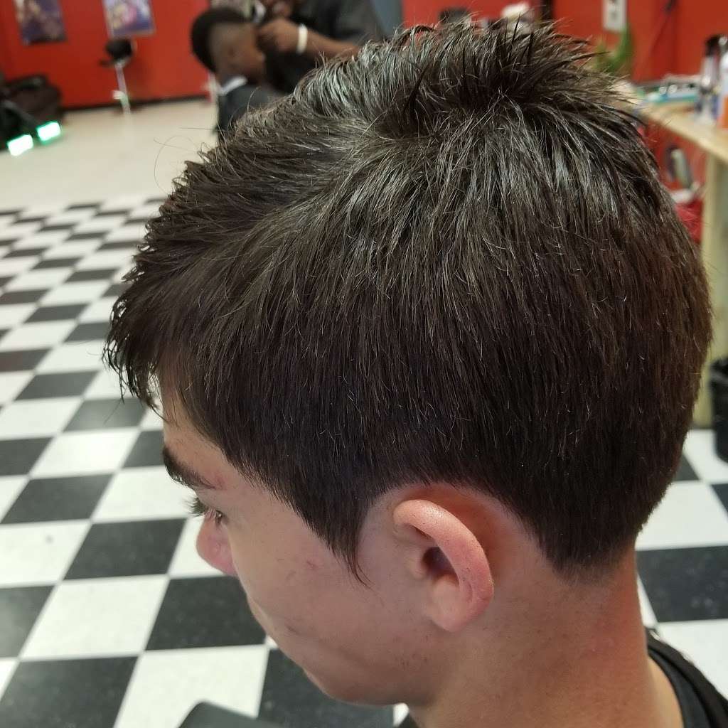 Prestige Barbershop& Co | 8517 Centreville Rd, Manassas Park, VA 20111, USA | Phone: (571) 719-6960