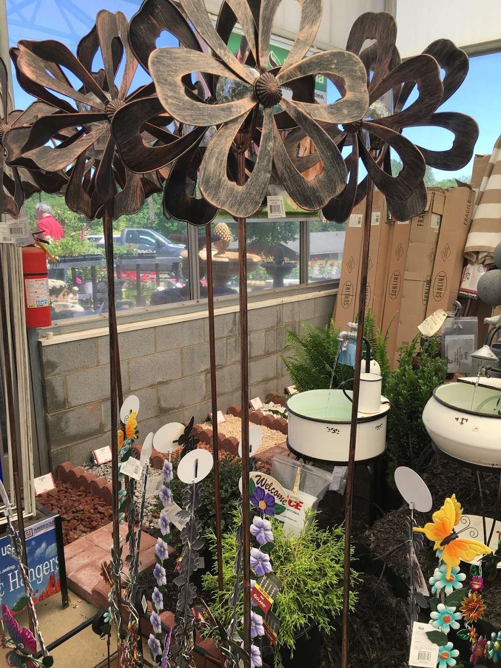 Saines Hardware & Garden Center | 127 Spake Rd, Lincolnton, NC 28092, USA | Phone: (704) 735-3911