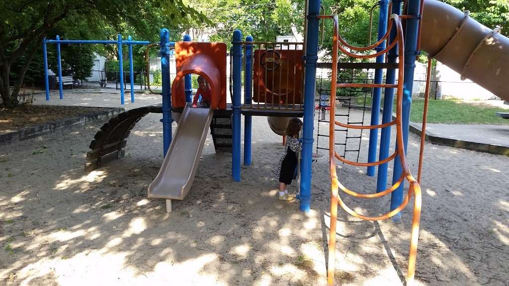 Playtime Park | 3800 W/8700 N, Skokie, IL 60076, USA | Phone: (847) 674-1500