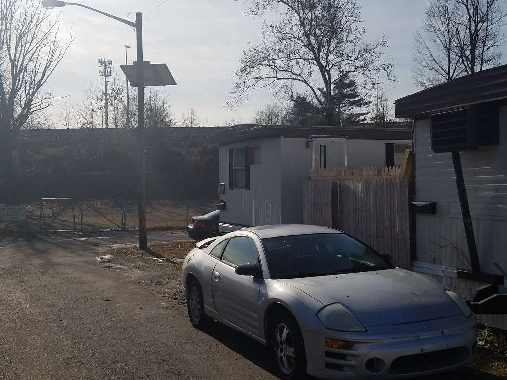 Newton Creek Mobile Home Park | 3225 mt empraim ave TRLT D8, Camden, NJ 08104, USA | Phone: (856) 895-8356