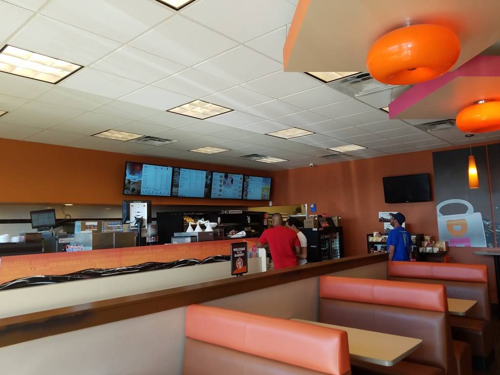 Dunkin | 2711 E 10th St, Jeffersonville, IN 47130, USA | Phone: (812) 913-0494